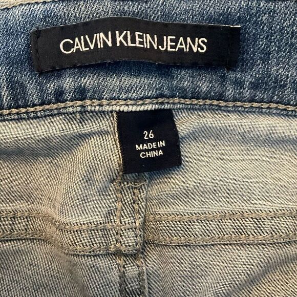 Calvin Klein Skinny Medium Wash Jeans. Size 26 - Picture 7 of 8
